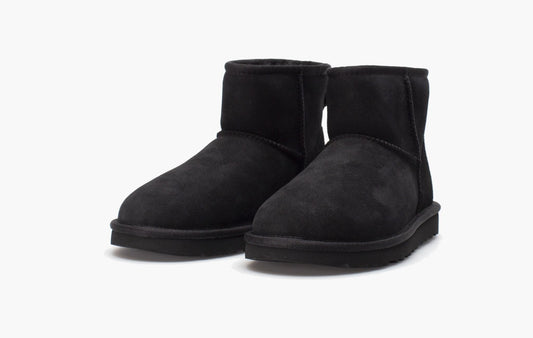 UGG Classic Mini II Boot WMNS Black - 1016222 BLK | The Sortage