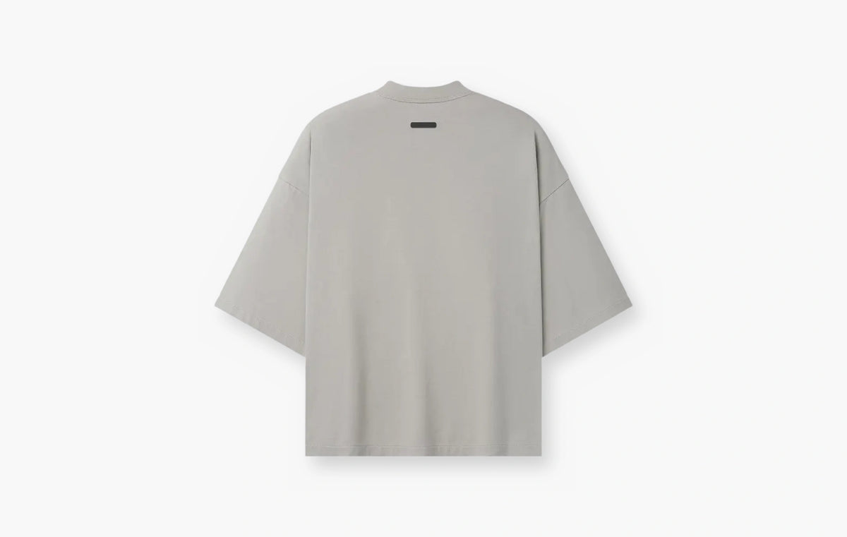 Essentials USA Merch Tee "Seal"