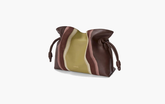 Medium Flamenco Clutch Landscape In Nappa Calfskin "Chocolate/Light Moss"