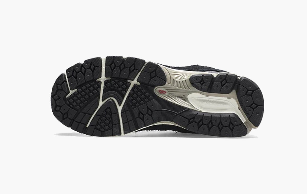 2002R "Protection Pack Black Grey"