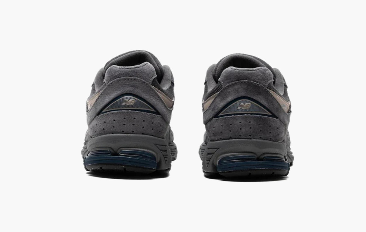 2002R "Grey Beige Navy"