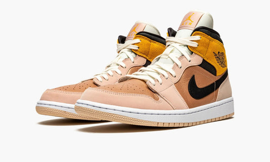 Air Jordan 1 Mid SE WMNS Particle Beige - DD2224 200 | The Sortage
