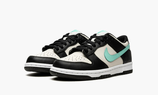 Dunk Low GS Light Bone Tropical Twist - CW1590 003 | The Sortage