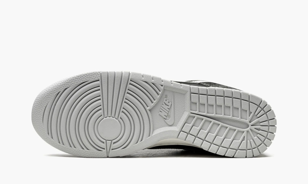 Dunk Low Animal Pack Zebra - DH7913 001 | The Sortage