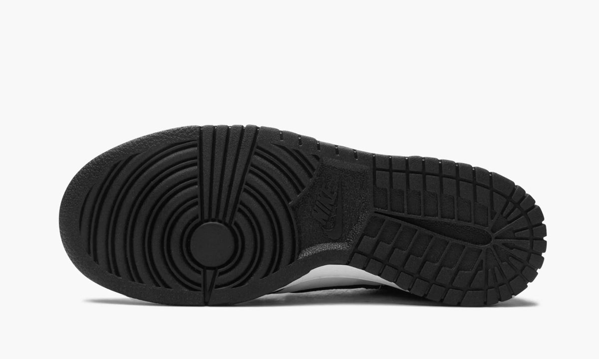 Dunk Low Retro GS Black White - CW1590 100 | The Sortage