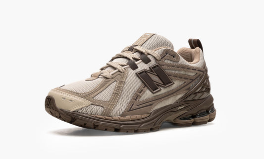 New Balance 1906R Driftwood Dark Mushroom - M1906RHD | The Sortage