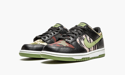 Dunk Low GS Crazy Camo - DB1909 001 | The Sortage