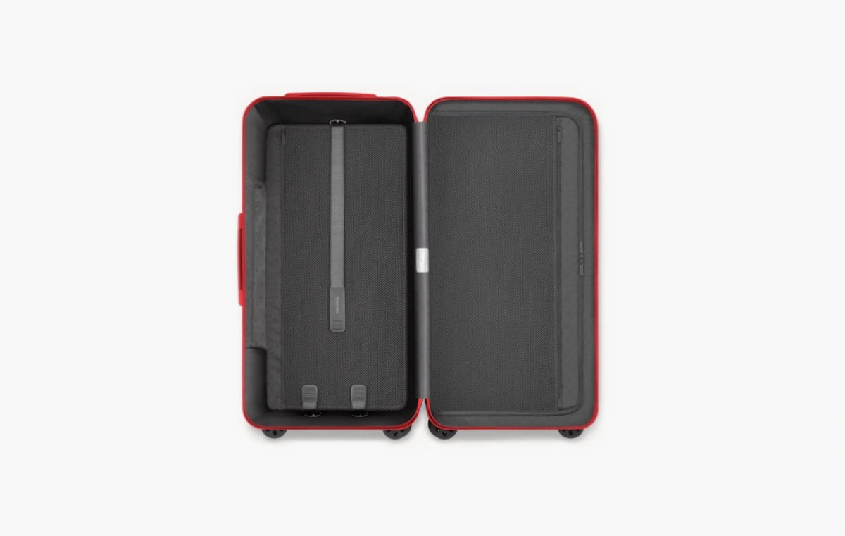 Essential Trunk Plus "Gloss Red"