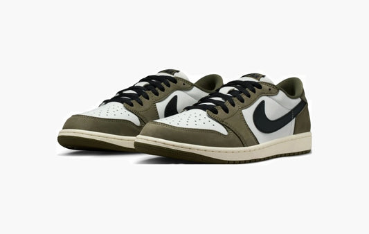 Jordan 1 Retro Low "Medium Olive Summit White Sail Black"