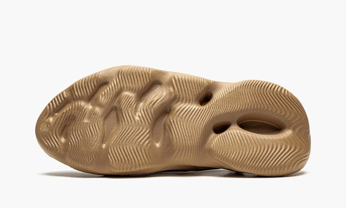 Yeezy Foam RNNR Ochre - GW3354 | The Sortage