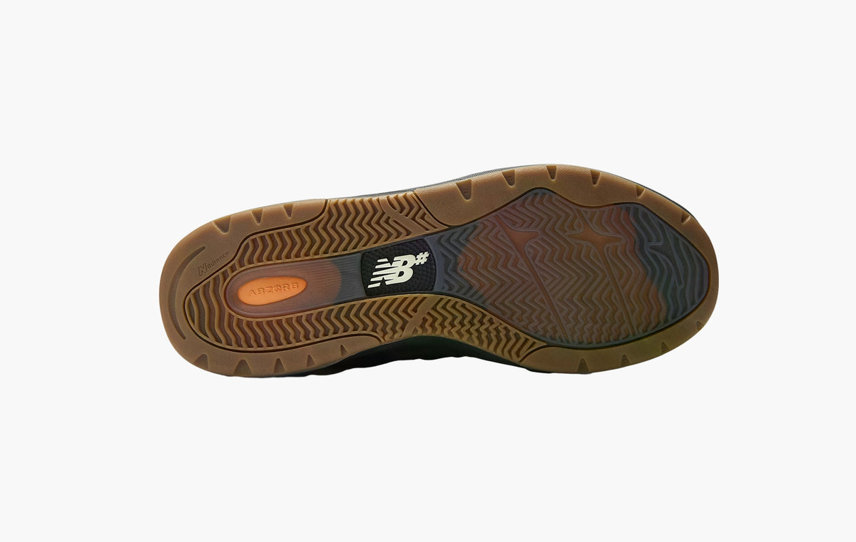 Numeric 933 "Andrew Reynolds Brown Black"