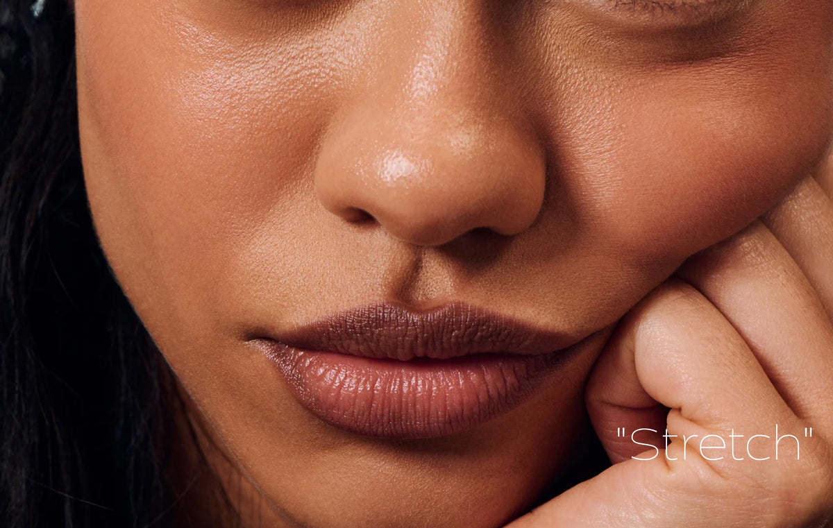 Peptide Lip Shape Stretch