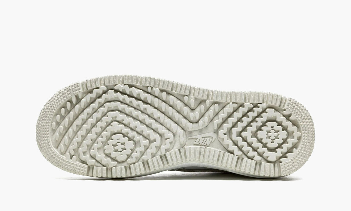 Air Force 1 Low Luxe Summit White - DD9605 100 | The Sortage