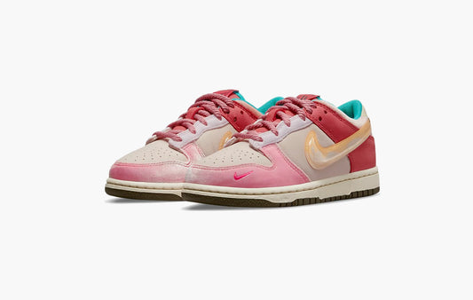 Dunk Low Social Status Free Lunch PS "Strawberry Milk"