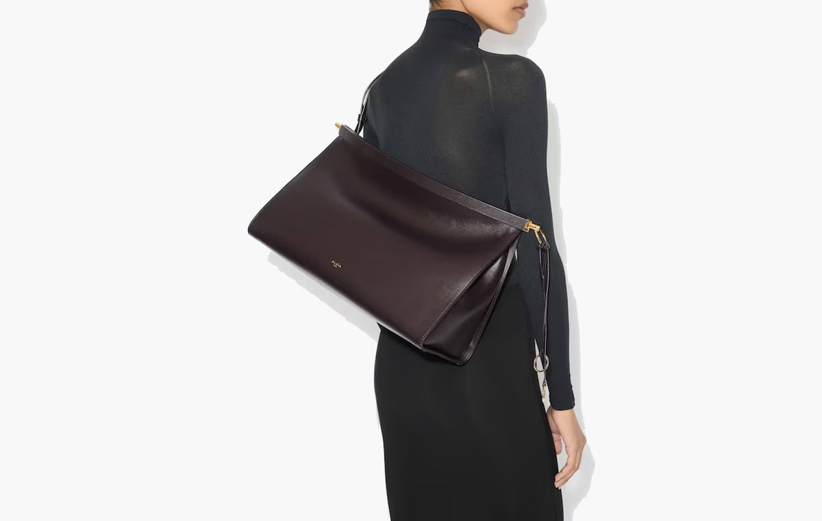 Large East-West Bag Le Click In Leather "Dark Brown"