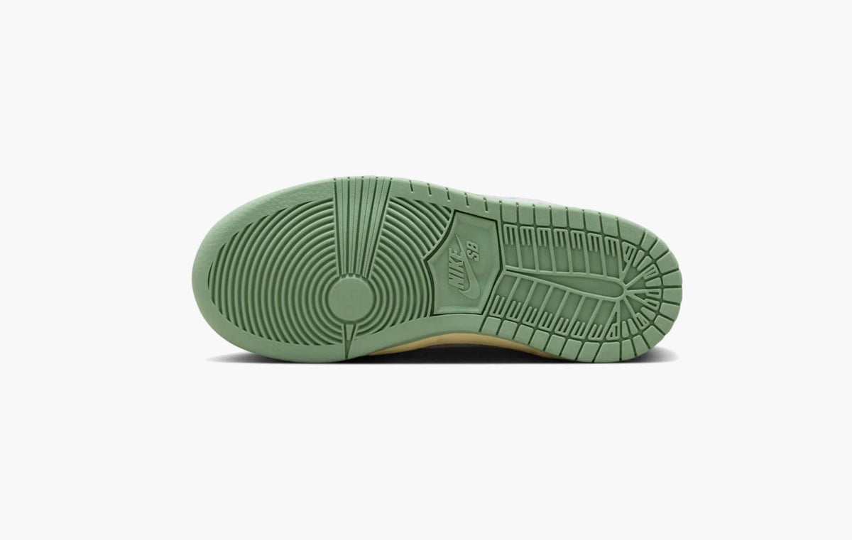 SB Dunk Low PS "Verdy Visty"