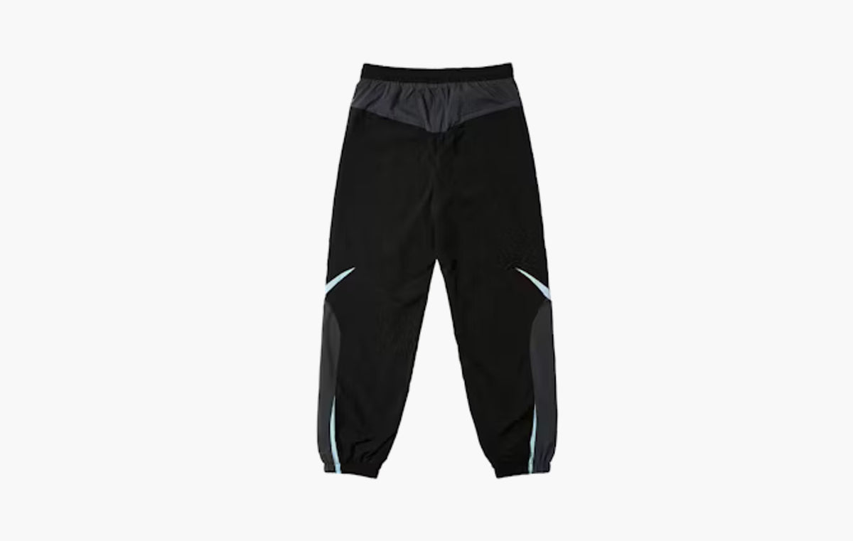 Pro Shell Jogger "Black"