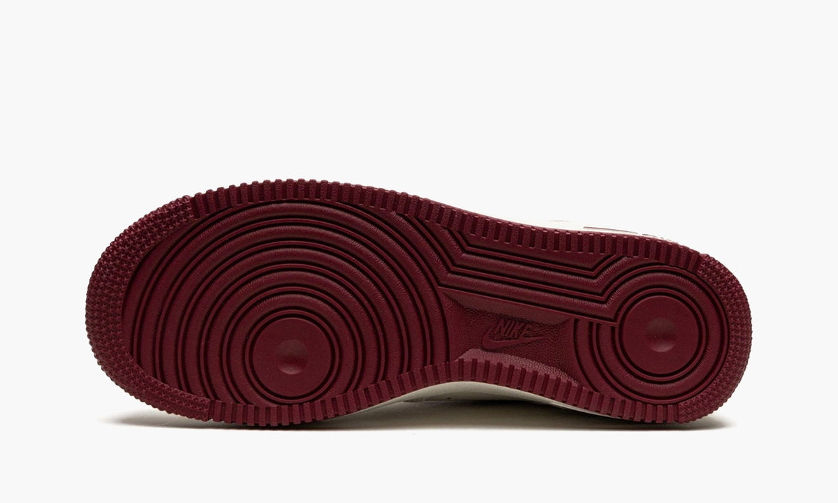 Air Force 1 Low WMNS Valentine's Day 2023 - FD4616 161 | The Sortage