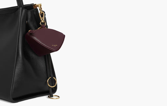 Pyramid-Shaped Goatskin Wallet "Garnet Red"