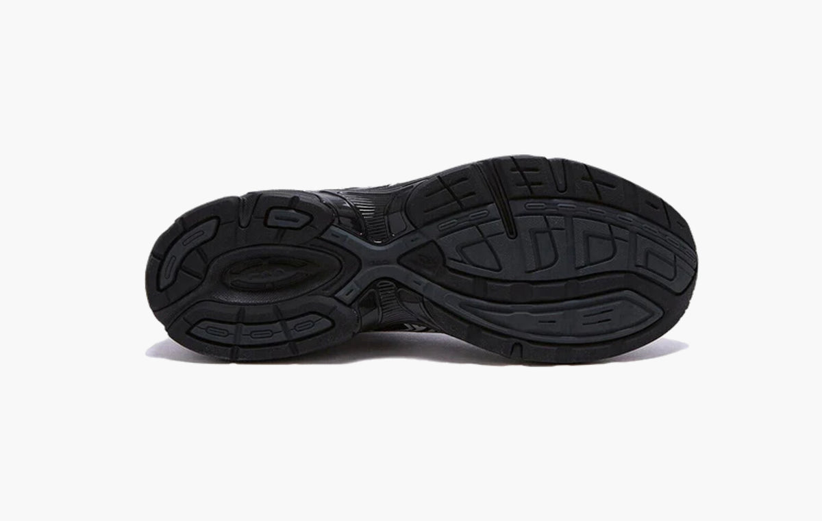 Gel-1130 "Black Glacier Grey"