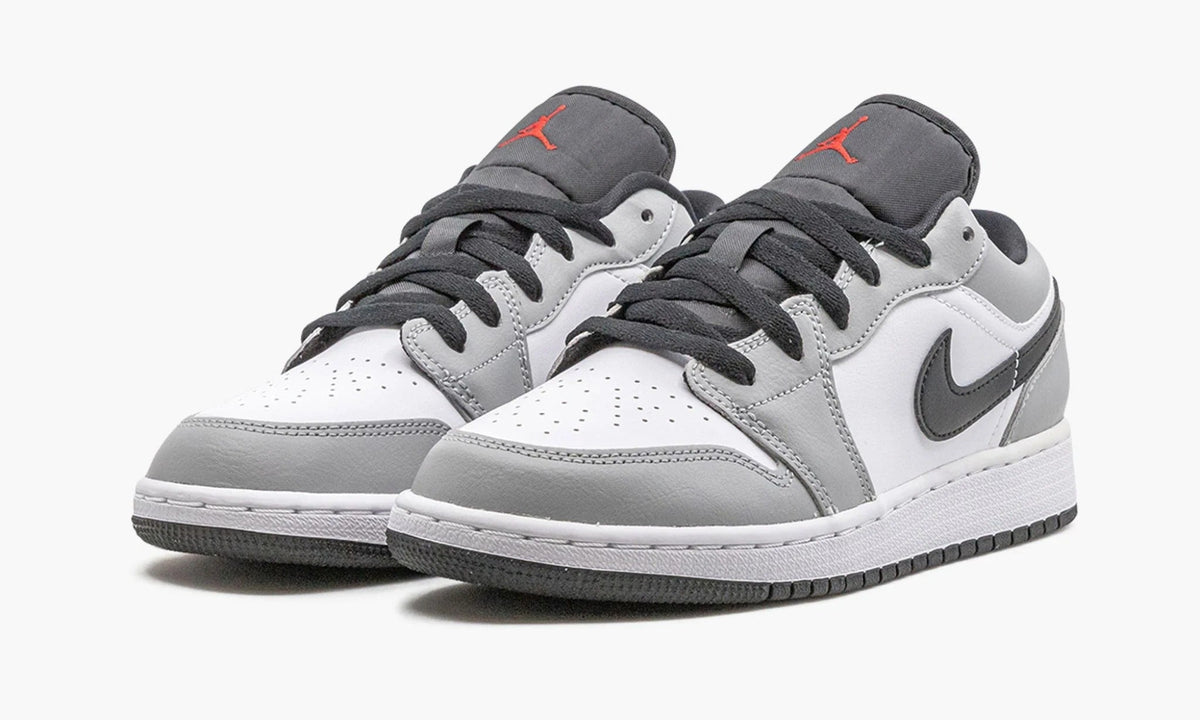 Air Jordan 1 Low GS Light Smoke Grey - 553560 030 | The Sortage