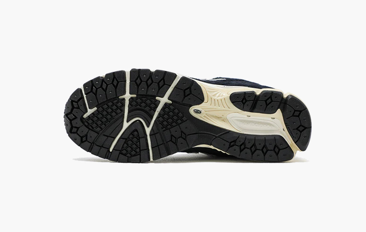 2002R "Eclipse Navy"