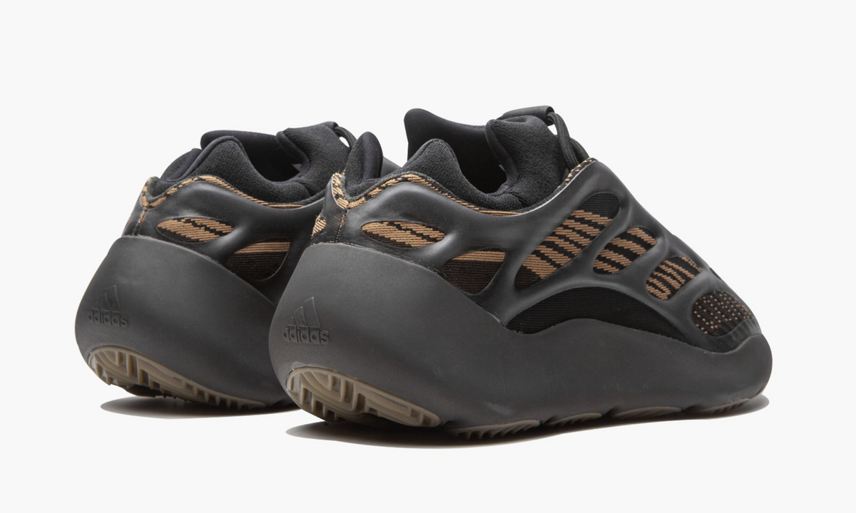 Yeezy 700 V3 Clay Brown - GY0189 | The Sortage