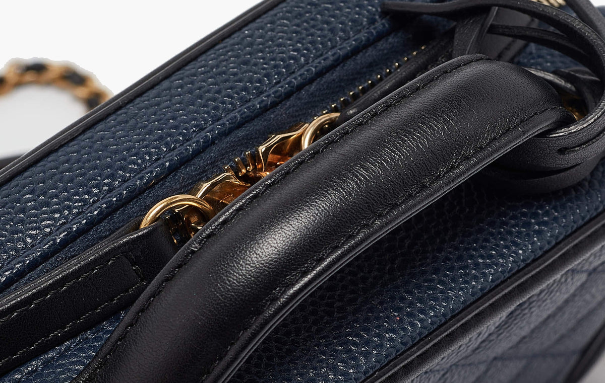 CC Filigree Vanity Case Quilted Medium "Black"