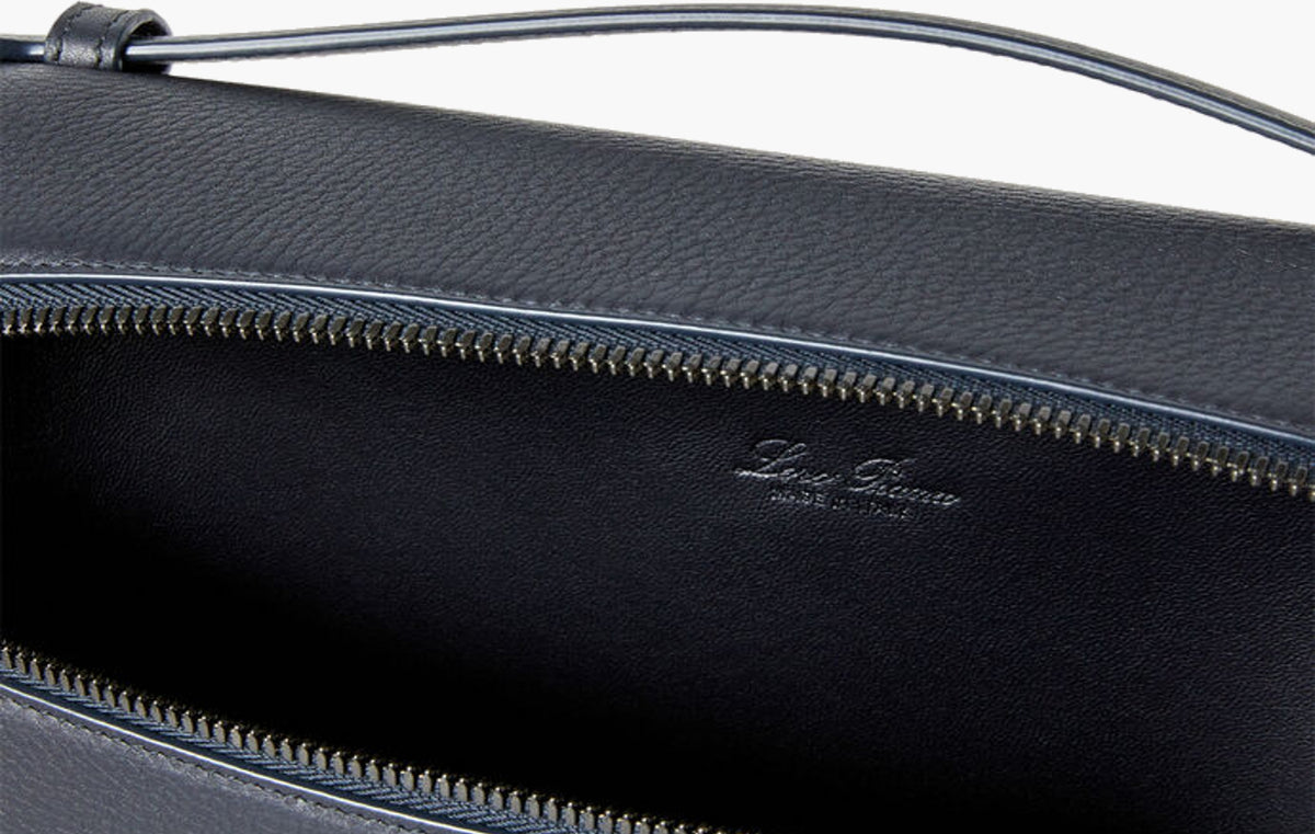 Extra Pouch L29 Grained Calfskin "Blue Navy/Onyx"