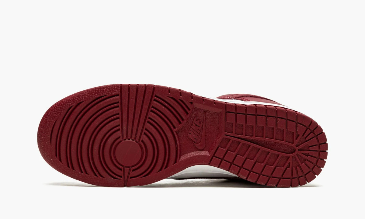 Dunk Low Team Red 2022 - DD1391 601 | The Sortage