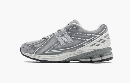 1906R "Concrete Harbor Grey"