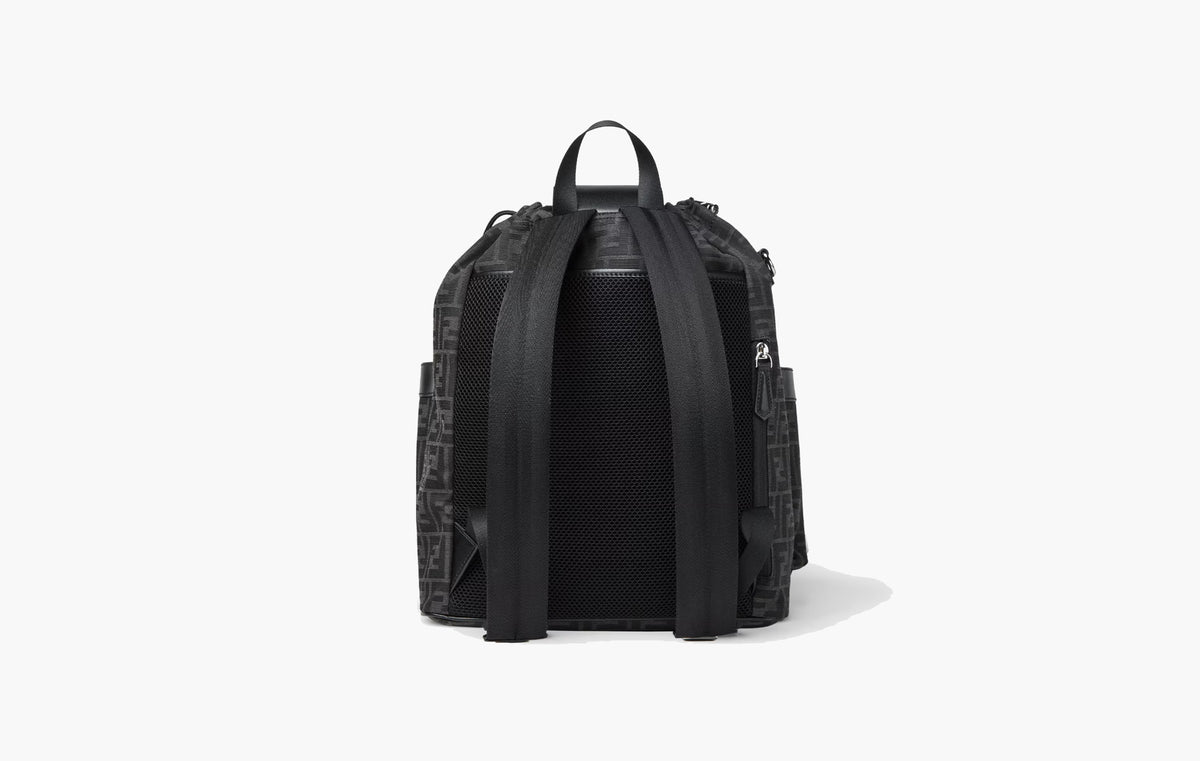 Strike Medium "Black"
