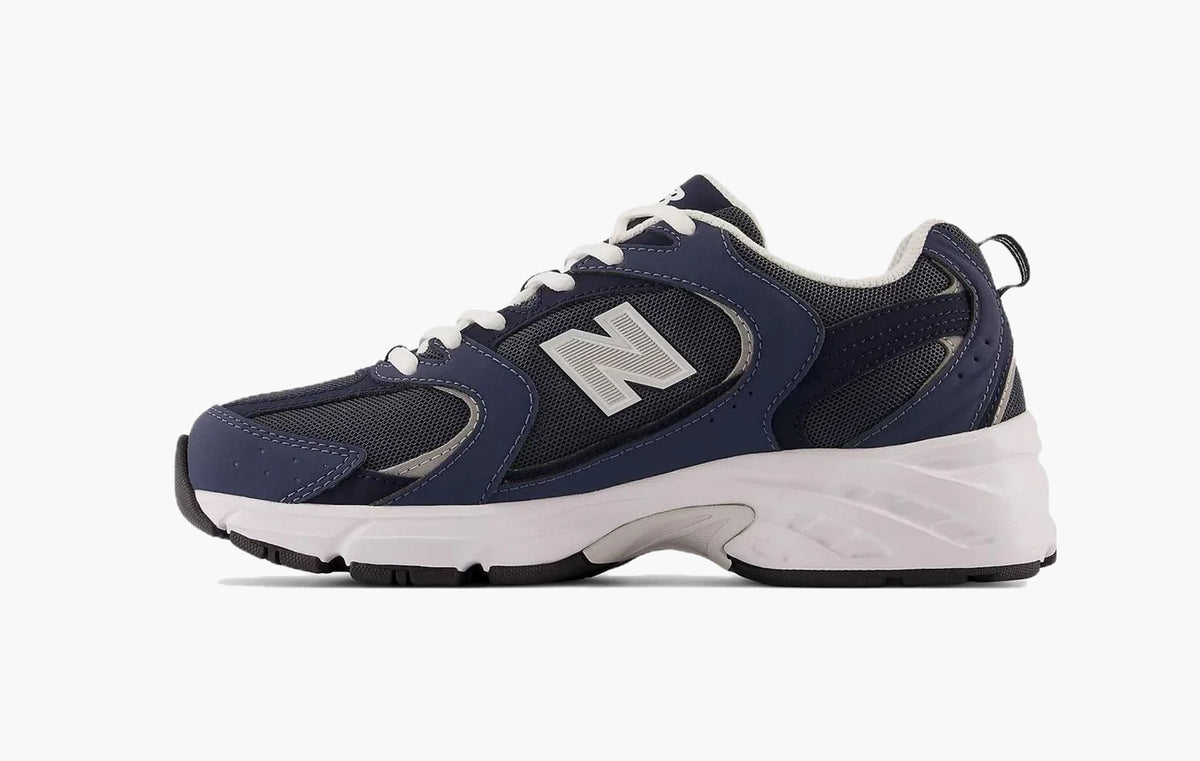 530 "Navy Silver"