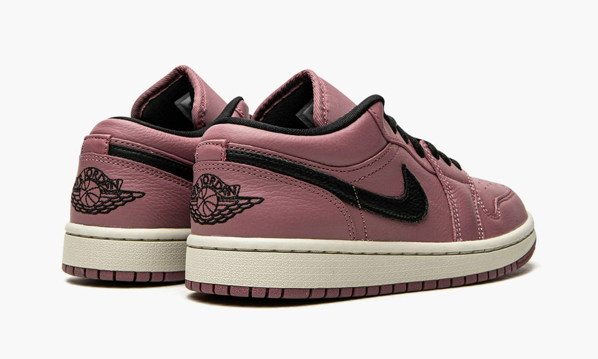 Air Jordan 1 Low Mulberry Magenta - DC7268 500 | The Sortage