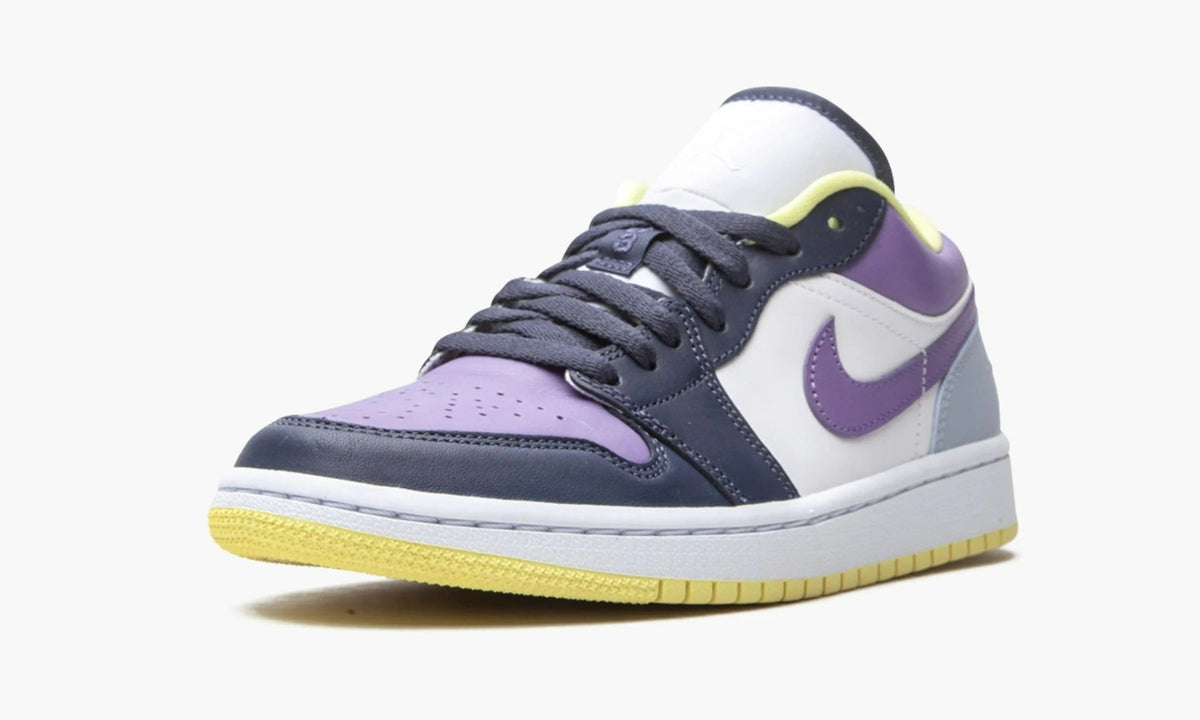 Air Jordan 1 Low WMNS Mismatched Purple Magenta - DJ4342 400
