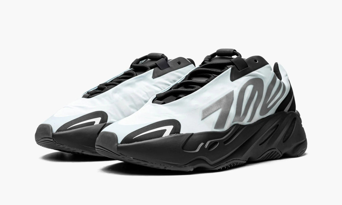Yeezy Boost 700 MNVN Blue Tint - GZ0711 | The Sortage